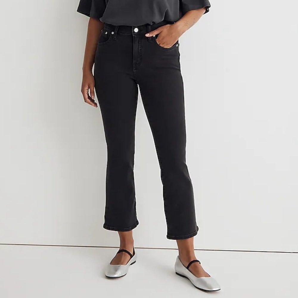 Madewell Curvy Kick Out Crop Jeans Black Size 29 - never worn - tag removed